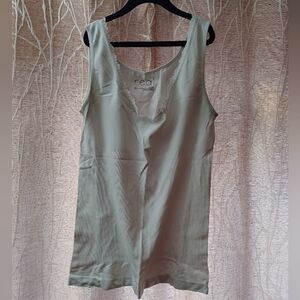 *2for$7*REAL TANK TOP, WOMEN'S SZ L